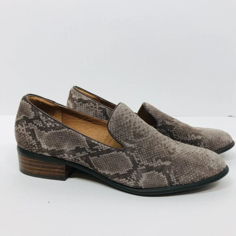 Sofft Severn Taupe & Gray Amazonia Snake Print Leather Loafer - Picture 1 of 6